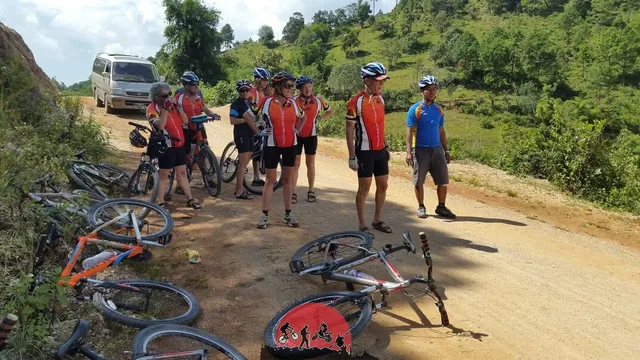 Saigon Cycling To Travinh -Cantho -Sadec - Caolanh - 4 Days 2